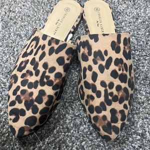 Leopard mules